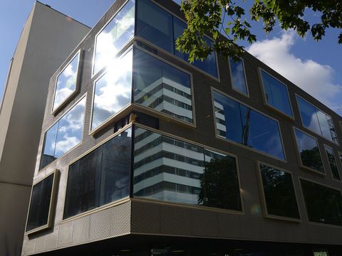 Schiller-Bibliothek-Fassade