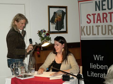 Zwölf Frauen, zwölf Geschichten, zwölfmal Hochspannung
