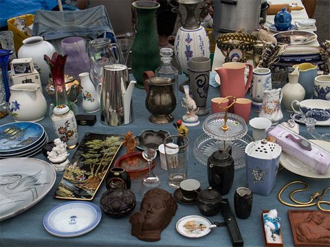 Flohmarkttisch