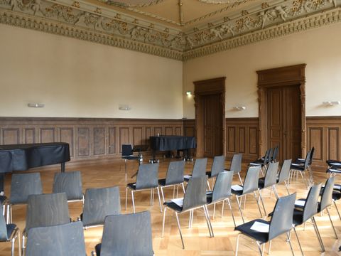 Puttensaal der Bibliothek am Luisenbad