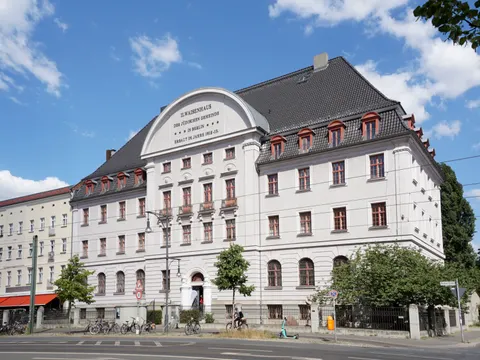 Janusz-Korczak-Bibliothek Außenanblick