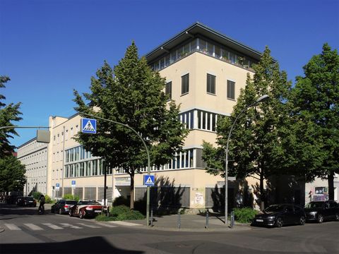 Wolfdietrich-Schnurre-Bibliothek Außen