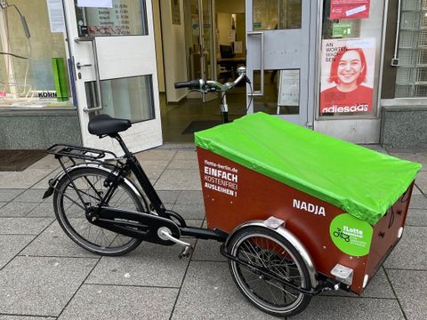 Das Lastenfahrrad in der Heinrich-Böll-Bibliothek