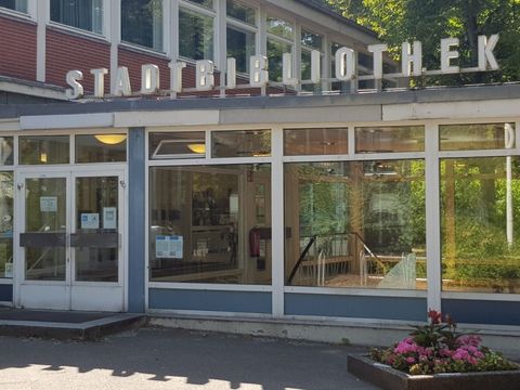 Eingang der Bibliothek am Schäfersee