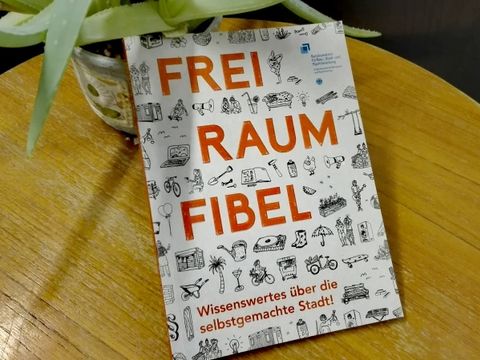 Freiraum-Fibel