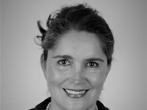 Dr. Claudia Zuleta