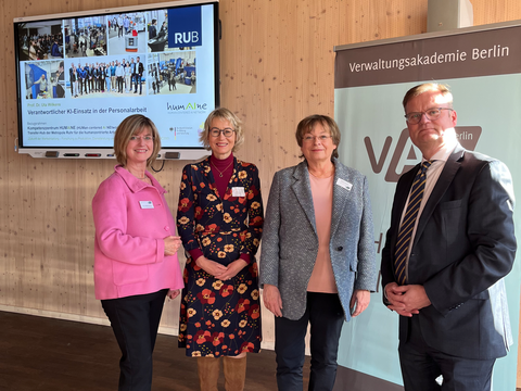 von links nach rechts: Frauke Mönkeberg, Uta Wilkens, Martina Ruppin, Wolfgang Schyrocki