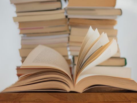Bücherstapel