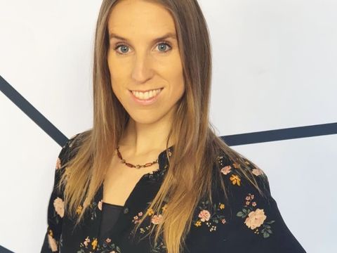 Portrait der vhs-Kurssleiterin Jennifer Schrodt
