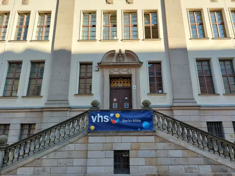 Hauptgebäude vhs Mitte