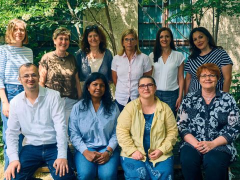 Neun Frauen und ein Mann, Team Volkshochschule Berlin Mitte - Service