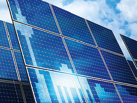 Sollarmodule in die die Umrisse des Fernsehturms, des Brandenburger Tors und des Bundestags eingearbeitet sind