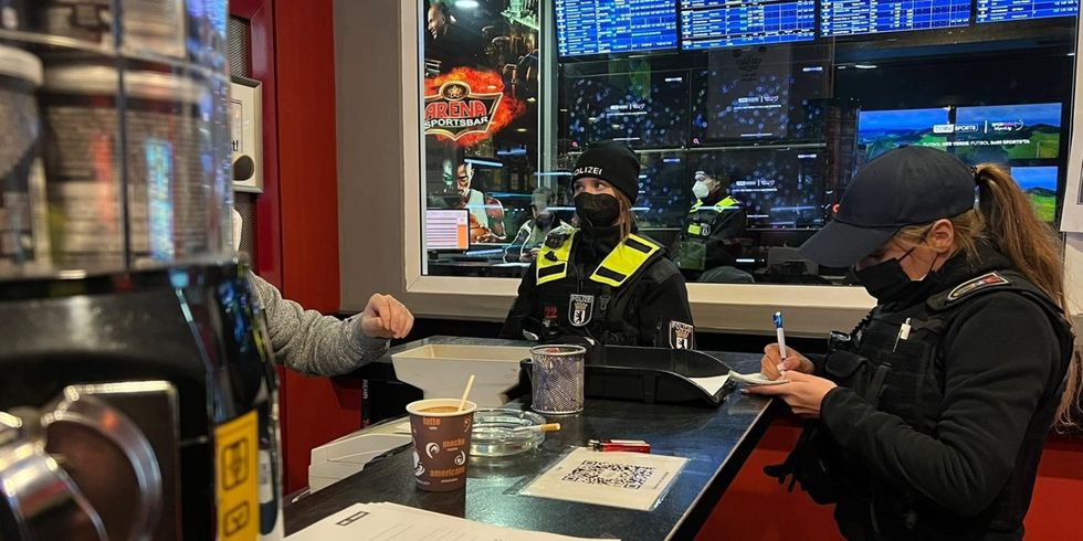 Kontrolle der Infektionsschutzmaßnahmen