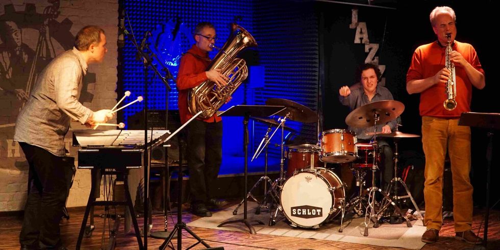 Tuba Vibes Project der Musikschule City West bei einem Konzert