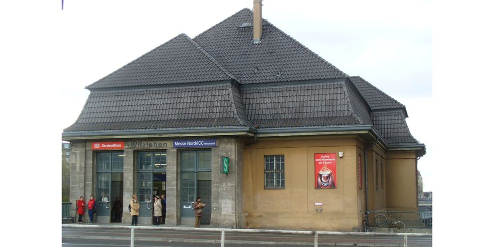 Bahnhof Messe Nord / ICC, 10.4.2010, Foto: KHMM