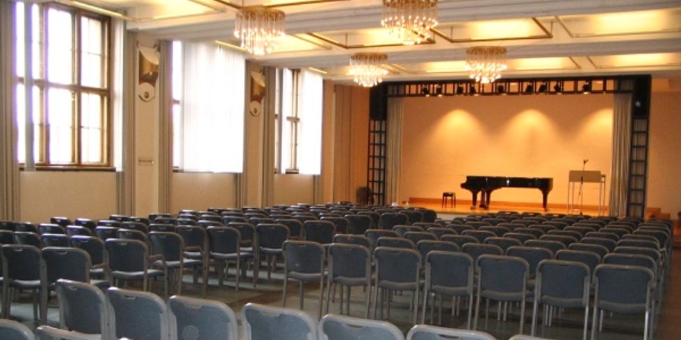 Festsaal im Rathaus Charlottenburg