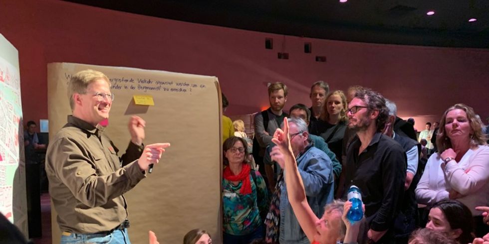 Großer Andrang bei der der öffentlichen Werkstatt zur Bergmannstraße: Erfolgreicher Start in die Evaluation der Begegnungszone