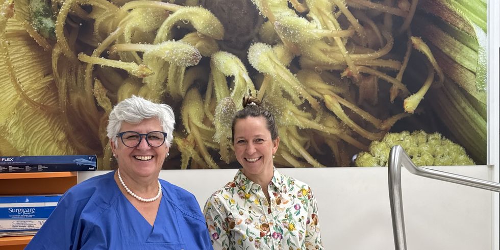 Angela Hemp und Lea Linke im Kreißsaal
