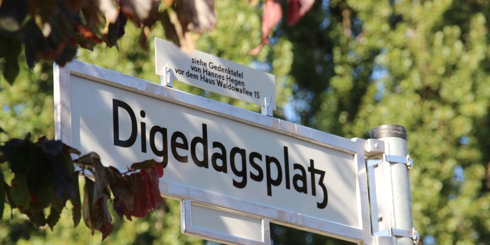 Schild Digedagsplatz