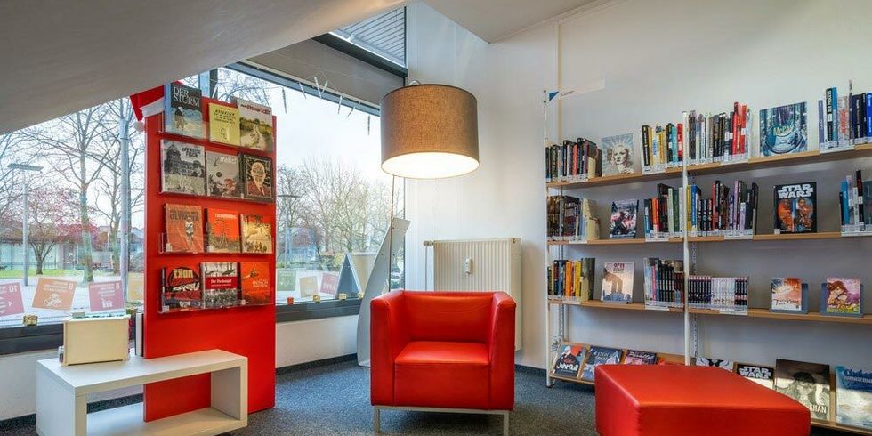 In der Anton-Saefkow-Bibliothek