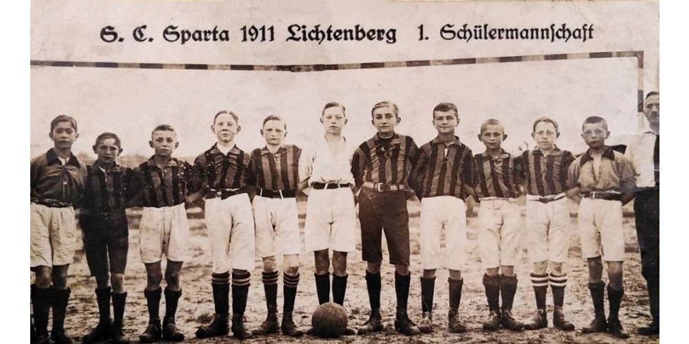 2023-02-24 Lesung 125 Jahre Berliner Fussball im Museum Lichtenberg_Foto.1916-17 Sparta-Jugendmannschaft