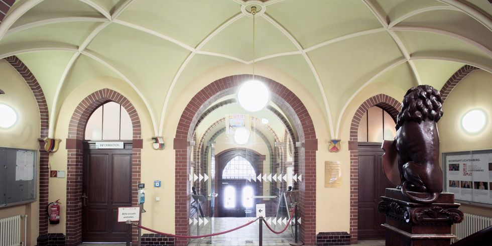 Foyer des Rathauses Lichtenberg