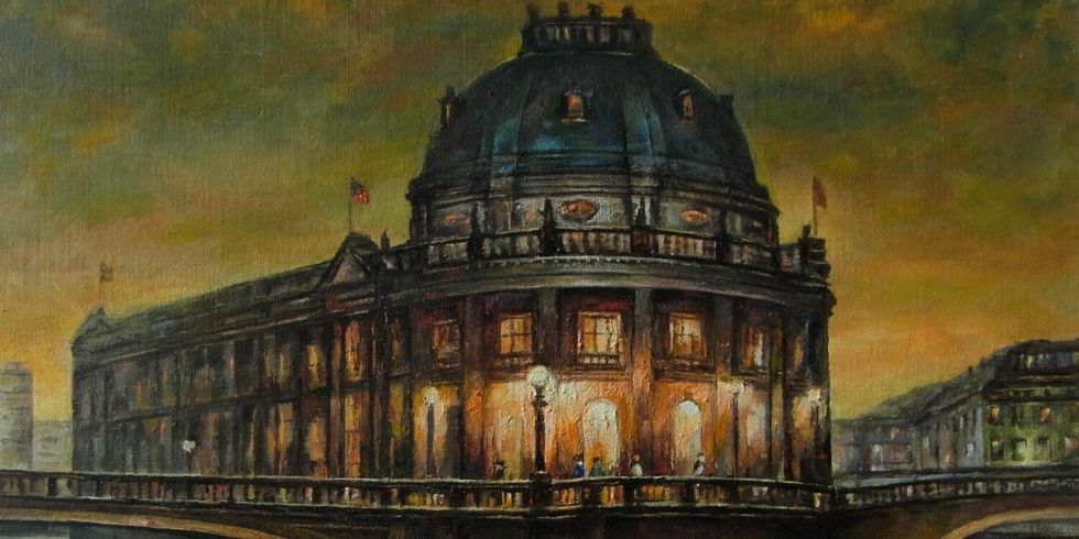 Das Ölbild "Am Bodemuseum" zeigt die Wasseransicht des Museums während der Dämmerung, es leuchten der Himmel das Licht von Laternen auf der Brücke