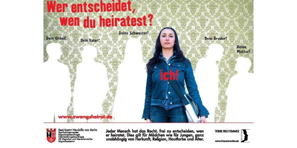 Plakat zur Zwangsheirat mit dem Text "Wer entscheidet, wen du heiratest?"