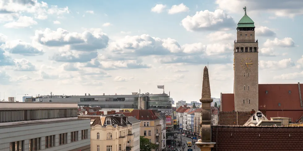 Blick auf Rathaus Neukölln