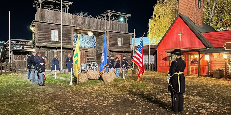 Die Ehrengarde des Cowboy Club Old Texas in historischen Uniformen