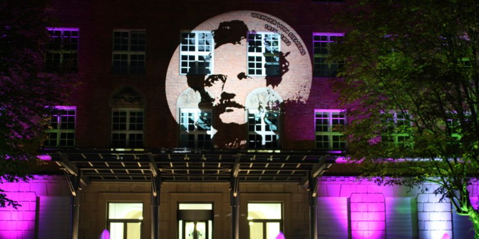 Siemensverwaltungsgebäude - Festival of Lights 2012