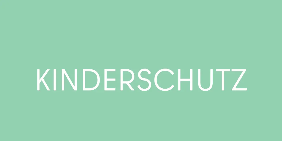 Kachel mit Aufschrift Kinderschutz