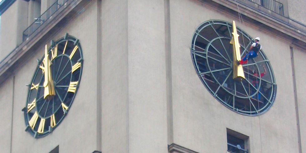 Arbeiten an der Turmuhr
