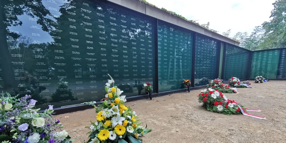 Gedenken am Erinnerungsort Altglienicke