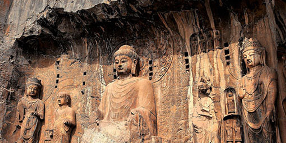 Longmen Grotten in China