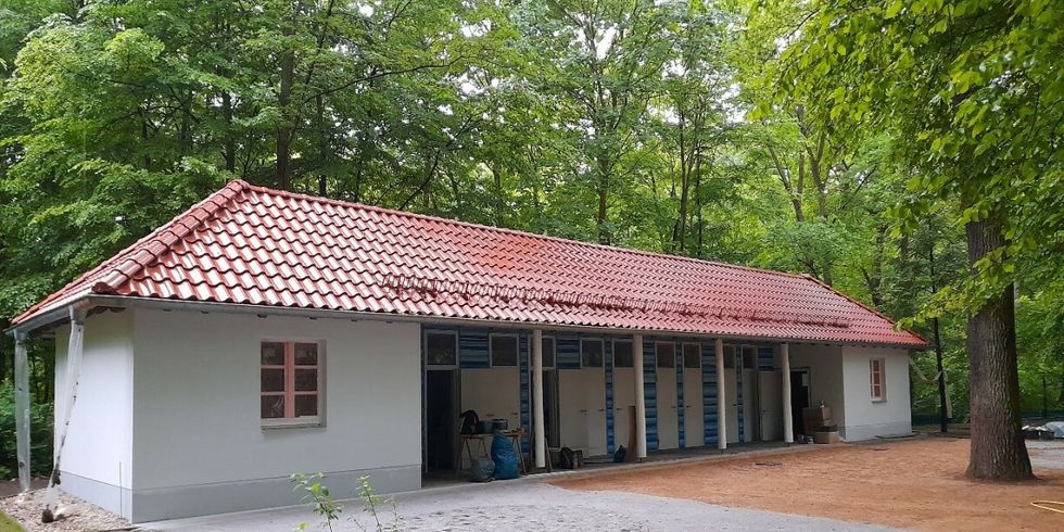 Die Arbeiten am Sanitärgebäude wurden kürzlich abgeschlossen