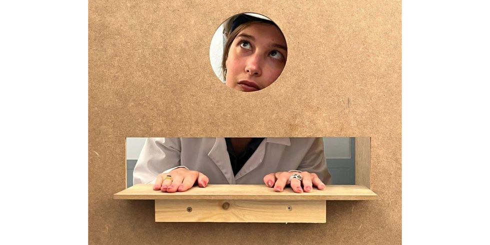 Déformation Professionelle mit Olga Hohmann