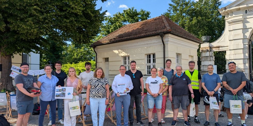 Preisträgerinnnen und Preisträger STADTRADELN 2025 auf der Schlossinsel Köpenick