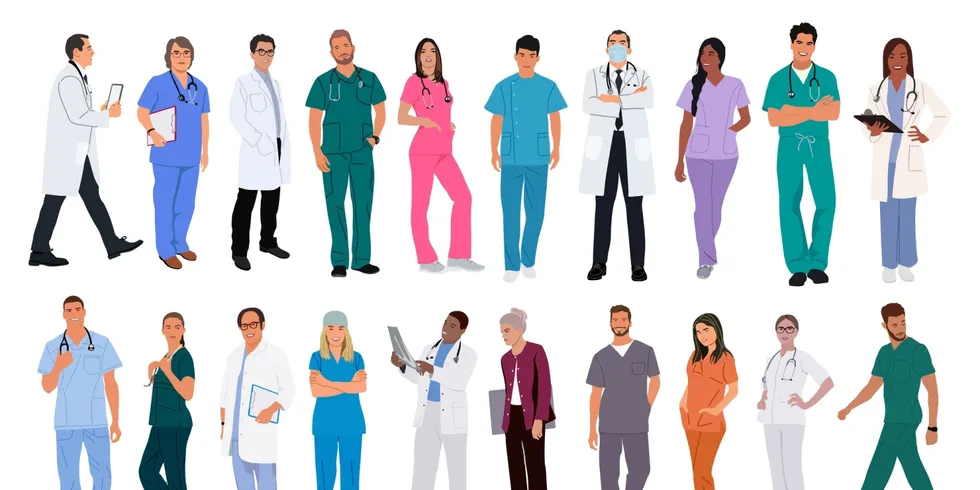 Lächelnde Ärzte, Krankenschwester, Sanitäter und andere Gesundheitsfachberufe