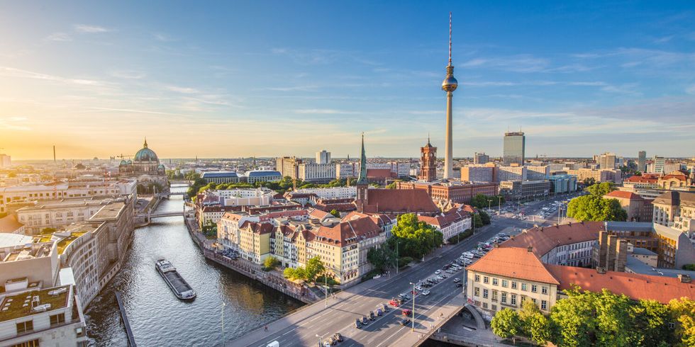 Berlin - Blick auf das Nikolaiviertel und Alexanderplatz