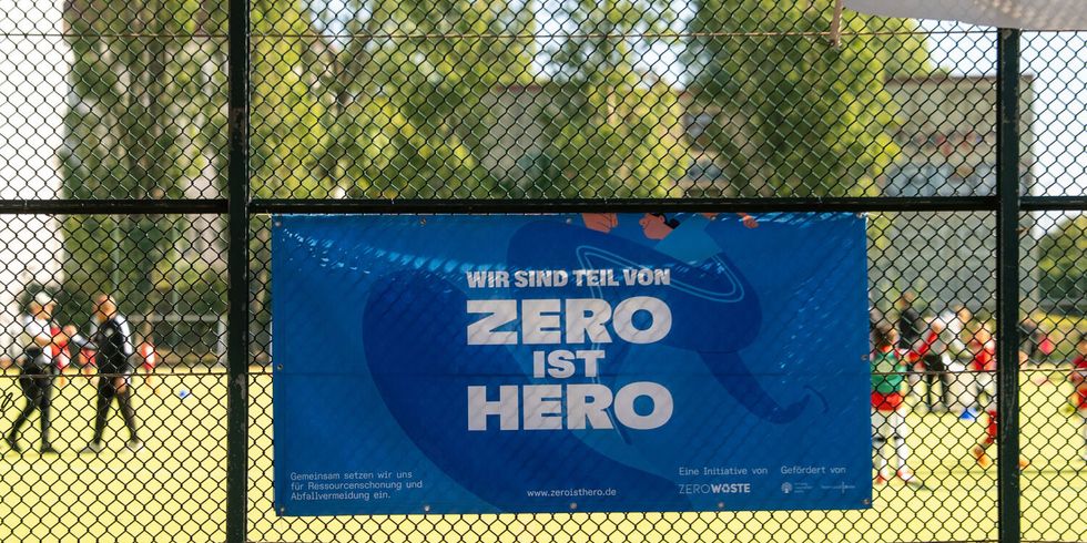 Zero ist Hero Schild