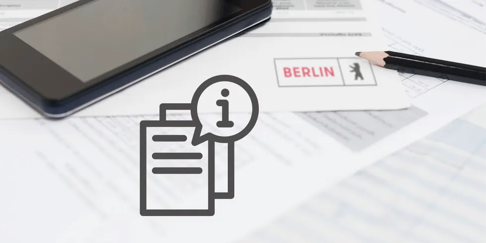 Dokumente mit Handy und Icon Inklusion