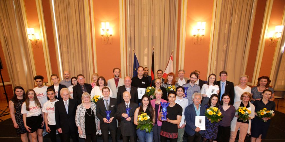 Gruppenfoto der Preisträger 2016