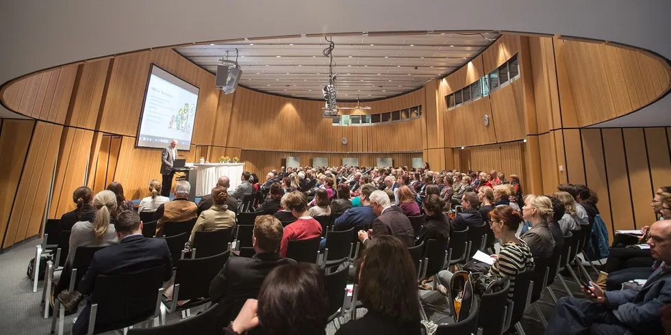 Teilnehmerinnen und Teilnehmer der Landesgesundheitskonferenz