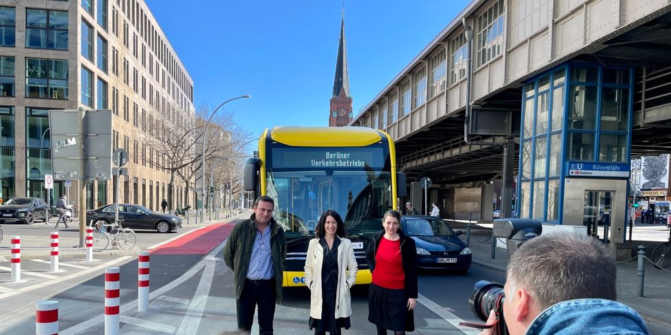 Eröffnung einer Busspur, Senatorin Jarasch