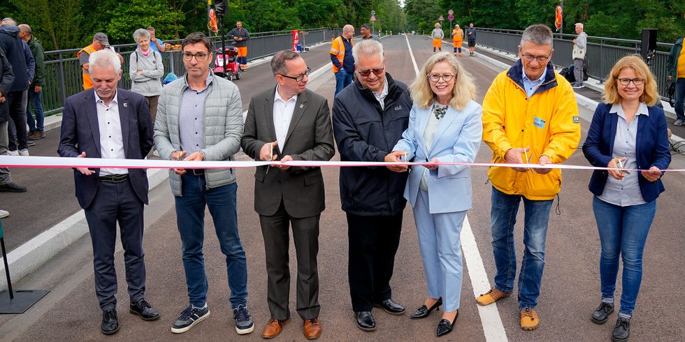 Offizielle Einweihung der Neuen Fahlenbergbrücke mit Verkehrssenatorin Ute Bonde, Bezirksbürgermeister Oliver Igel und dem Bürgermeister von Erkner, Henryk Pilz