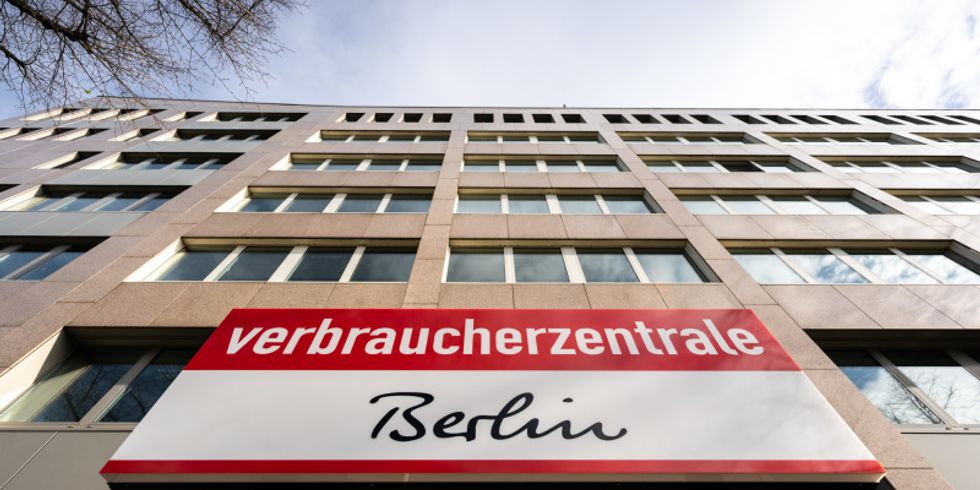Außenansicht logo Verbraucherzentrale Berlin