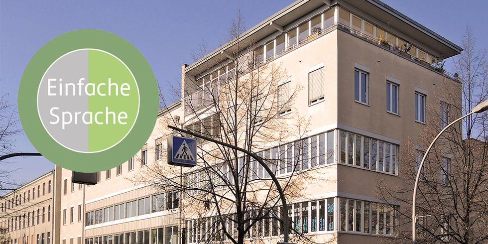 Wolfdietrich-Schnurre-Bibliothek mit einfacher sprache