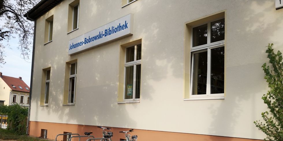 Johannes-Bobrowksi-Bibliothek