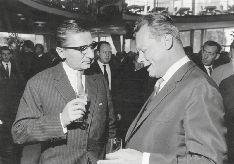 Auch bei der Einweihungsfeier war Willy Brandt dabei (Bild: Europa-Center)